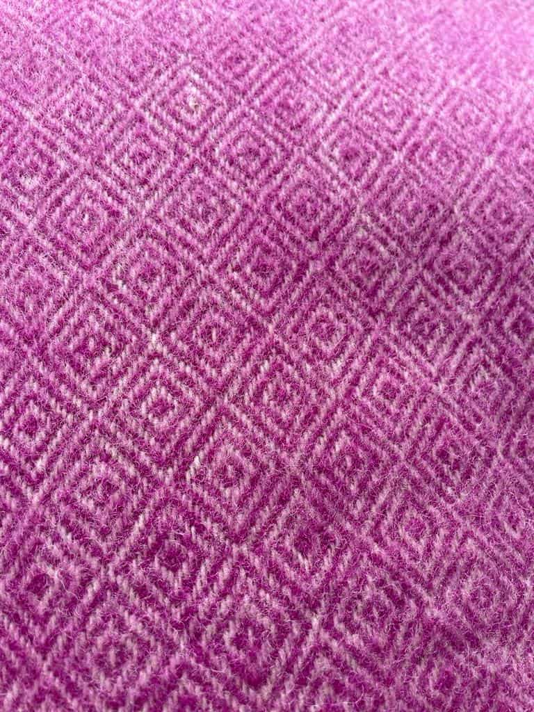 Diamond Fuscia Pink Throw (100% New Wool)