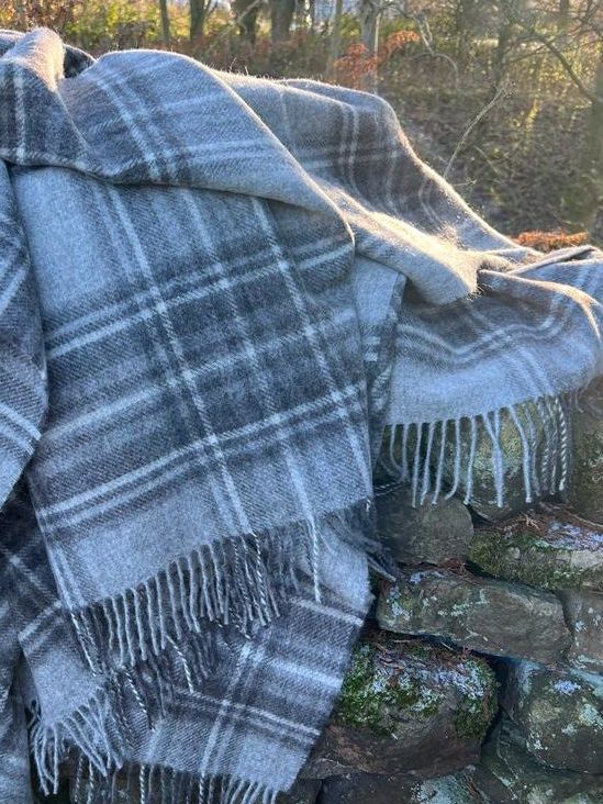 Grey Tartan Throw (100% New Wool)