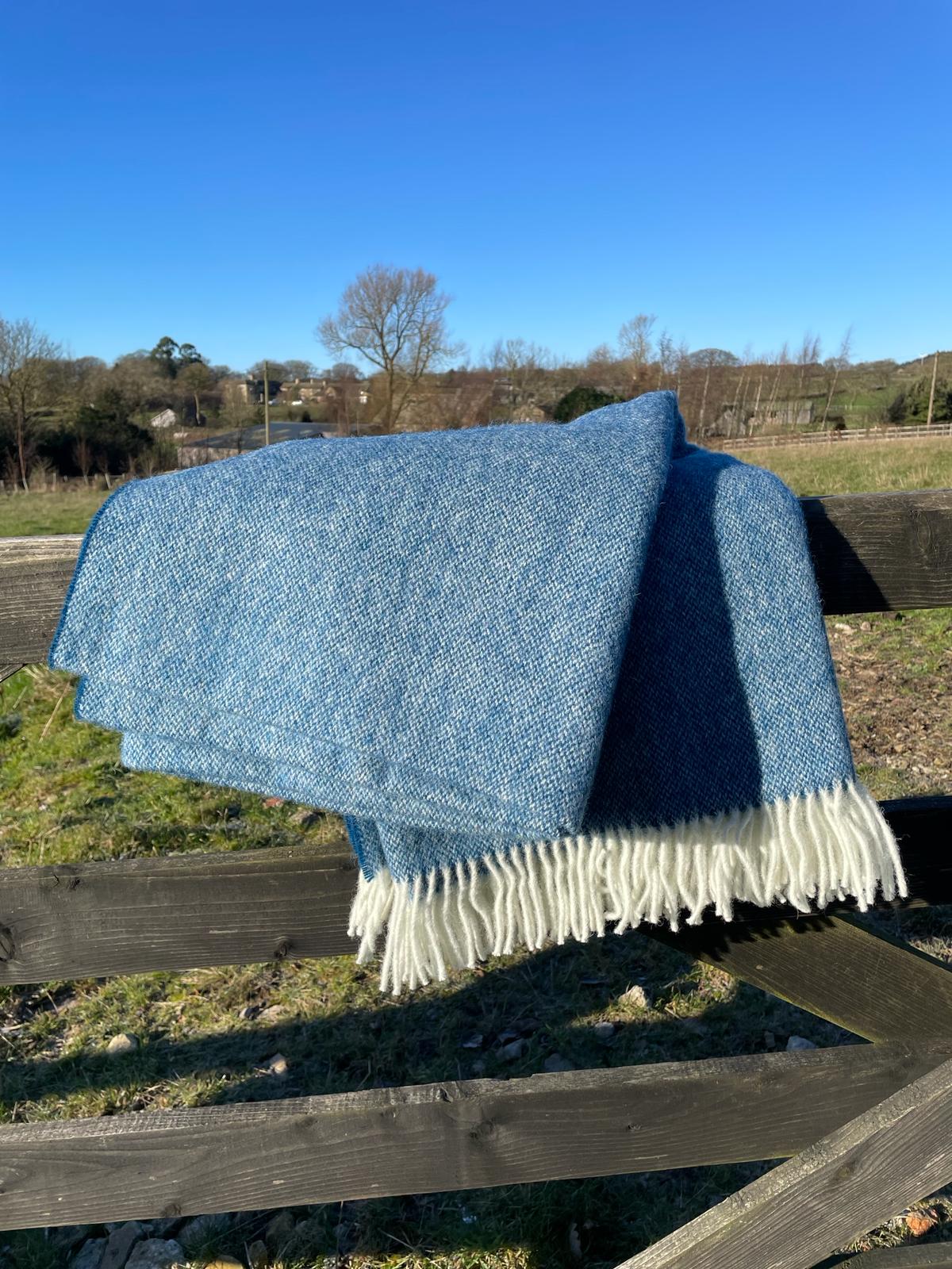 Peacock Twill Throw (100% New Wool)
